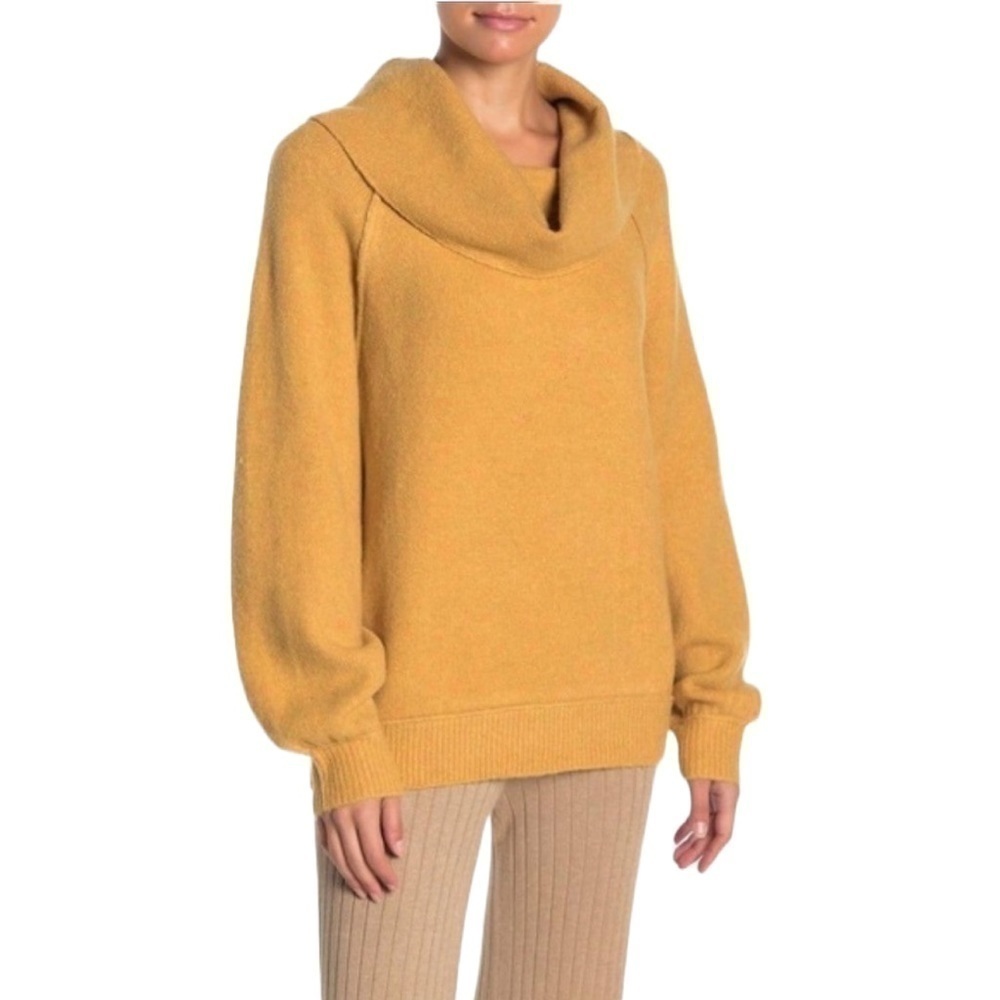 FREE people echo beach pullover sweater in honeycrisp heather